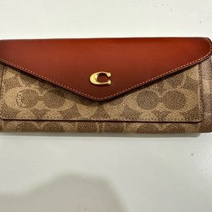 Coach Wallet - Wyn Soft Wallet Colorblock Signature Canvas